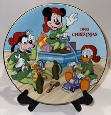 Grolier Disney Christmas Plate 1993 Santa's Workshop Mickey Goofy Donald Toys picture