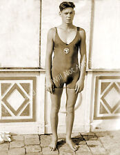 1920-1925 Johnny Weissmuller Old Photo 8.5