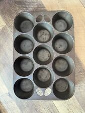 Griswold Muffin Pan Cast Iron -  11 Cups - USA Made picture