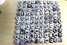 100 BLACK & WHITE BOTTLE CAPS NO DENTS MIXED LOTS FAST SHIPPING picture