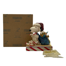 JIM SHORE Peanuts Santa Snoopy With List & Bag 
