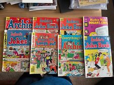 Archie Comic Lot Richie Rich 8 Books picture