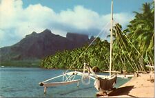 Postcard Oceania French Polynesian Bora Bora - canoe on the beach picture