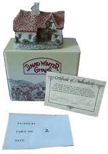 1982 David Winter Cottages Collection Sussex Cottage In Box With COA Vintage picture