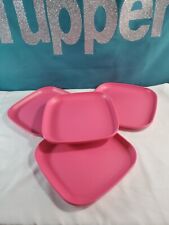 New Tupperware Plates Set of 4 Luncheon Size 8