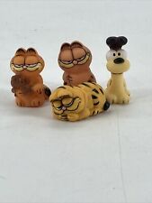 Lot of 4 Vintage 1978-1981 United Feature Garfield & Odie  PVC Figures Hong Kong picture