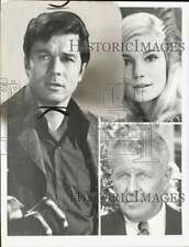 1971 Press Photo George Maharis and his co-stars in 