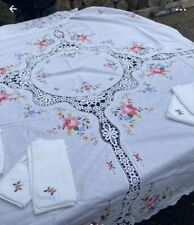 ANTIQUE c.1910 NEEDLE WORK TABLECLOTH And Napkins picture