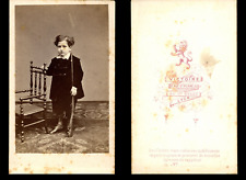Victoire, Lyon, boy and his rifle vintage albumen print CDV. Print a picture