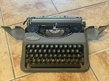1950’s Hermes Rocket Portable Typewriter - Broken Case Handle picture