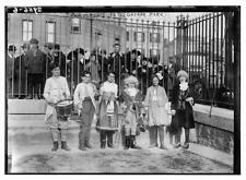 Children's fete,William Jay Gaynor Park Playground,December 20,1913,instruments picture