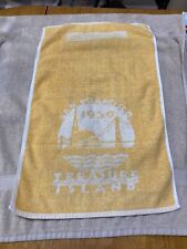 1939 Golden Gate  Exposition Treasure Island Yellow And White Terry Cloth  Towel picture