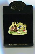 Disney Auctions Donald Duck Nephews Archery Pin Limited Edition size of 100 pins picture