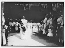 Graduation,Vassar College- June 1908,education,Poughkeepsie,NY,daisy chain 1 picture