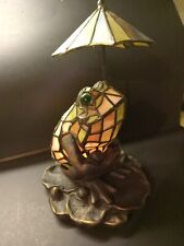 Tiffany Style Stained Glass Frog Lamp Lily Pad & Umbrella Quoizel Label Read: picture