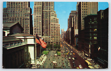 New York City NY-New York, Fifth Avenue Skyscrapers, Cars, People, Postcard picture