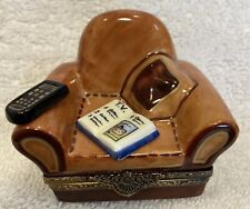Vintage Peint Main Limoges France Trinket Box Library Reading Book Arm Chair GR picture
