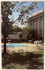 Mount Laurel Hilton, Mount Laurel New Jersey NJ Vintage Postcard picture