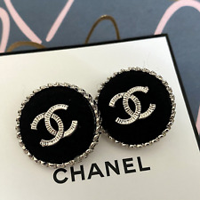 Lot of 2 Chanel Button Silver Tone CC Buttons 25 mm Logo 0,98 inch Tweed Stoff picture