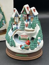 2009 Hallmark Holiday Hilltop Tree Farm Ornament Light Sound Motion Working picture