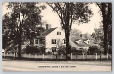 Postcard Connecticut Wilton Crossways Restaurant Duncan Hines Unposted Vintage picture
