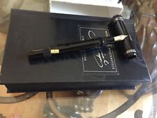 Montblanc  Imperial  Dragon Fountain Pen 1993  Writers Series picture
