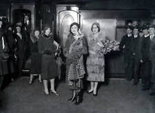 Film star Miss Pola Negri pictured upon arrival London's Victoria - 1930s Photo picture