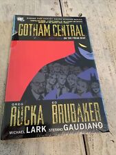 Gotham Central book three: On The Freak Beat DC hardcover 2010 New Sealed picture