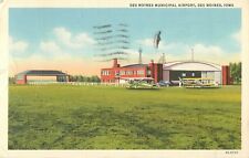 1939 Des Moines Muncipal Airport, Des Moines, Iowa Postcard picture