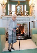 Last Photo of Queen Elizabeth ll Postcard 5