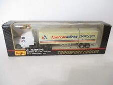 Maisto American Airlines CargoTruck & Trailer Combo 1:87 Scale Diecast & Plastic picture