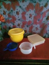 A Lot Of 4 Pre Owned And Lightly Used Tupperware Pieces picture