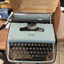 Vintage Olivetti Lettera 22 Portable Typewriter - Blue - w/ Case. Works Manual picture