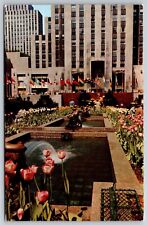 Postcard Channel Gardens Rockefeller Center New York City Ny Nyc Chrome Vintage picture