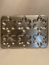 Wilton Vintage 1999 Blossom Flowers Cookie Mold Pan # 2105-8109 picture