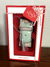 LENOX 2020 ANNUAL JUST MARRIED VINTAGE CAR Porcelain Ornament Figurine New picture
