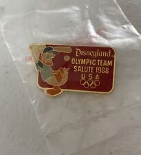 Vintage 1988 Summer Olympics Donald Duck Team USA Baseball Pin Rare picture