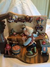 RARE WDCC Pinocchio The Finishing Touch with Geppetto 943/1000 picture