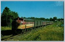 Damariscotta Mills, ME - Maine Central Railroads #683 Train - Vintage Postcard picture