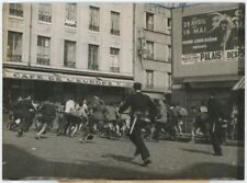 Campers Manifestation. Paris. Police put protesters to flight. 1950 picture