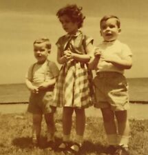 Vintage Photograph 1953 Children Boy Girl Kids Outside Kodacolor 3.5” Kodak  picture