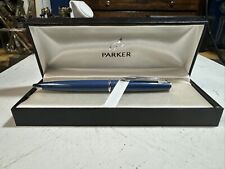 VINTAGE BLUE AND SILVER PARKER PEN IN ORIGINAL CASE WILL NEED NEW INK INSERT  picture