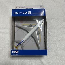 Daron United Airlines Boeing 777 RT6266 Tough Model To Find picture