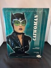 Catwoman 1:2 Scale DC Direct Bust Limited Ed.  #146/900 Kolby Jukes Rare + COA picture