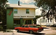 Postcard - Kansas Health Museum, Halstead, Kansas Teaching Center Old Car picture