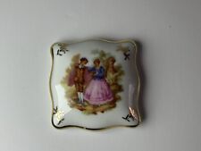 Vintage - Limoges France porcelain trinket box - Couple picture
