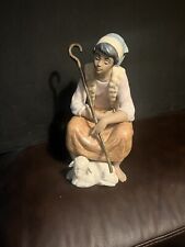 Lladro THE SHEPHERDESS  2330- Retired  LARGE PORCELAIN FIGURINE -Excellent picture