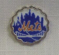 Vintage REU Enamel - New York Mets - Bell Shield/Emblem to Apply - Crafting picture