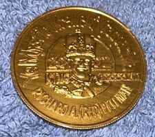 Vtg 2002 Ye Mystic Krewe of Gasparilla King & Queen Gold Colored Coin Tampa FL  picture