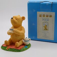 Disney Classic Pooh Border Fine Arts A7880 Pooh Drinking Tea Figurine 3